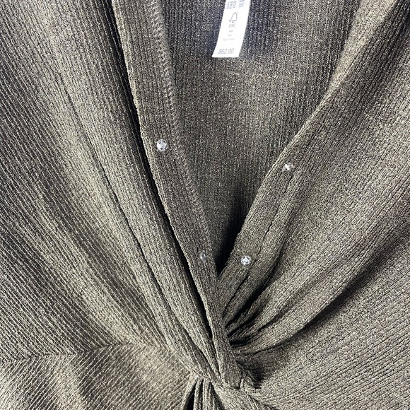 NWT Madewell Twist Front Long Sleeve Shimmery Top Womens S Green Button Mature - Picture 7 of 13